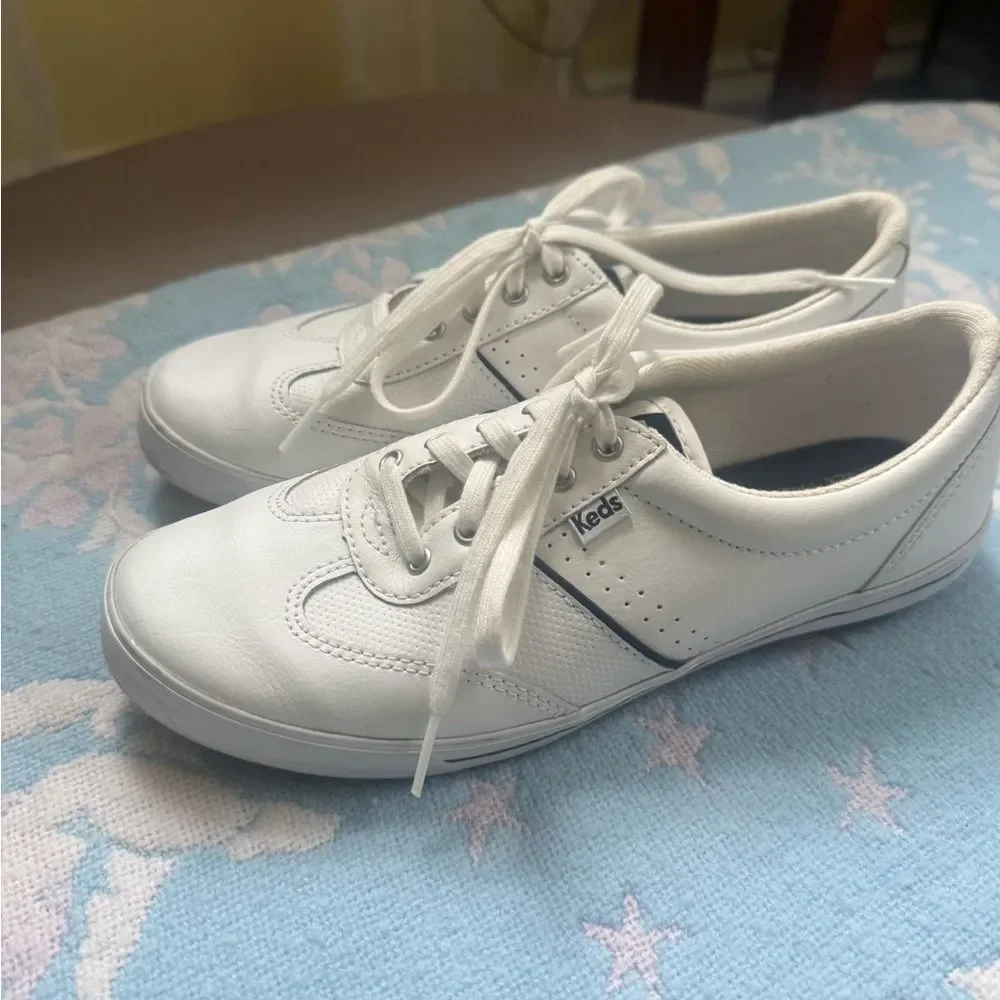 Keds Sz 7 White Leather Ortholite Lace-Up Sneakers EUC